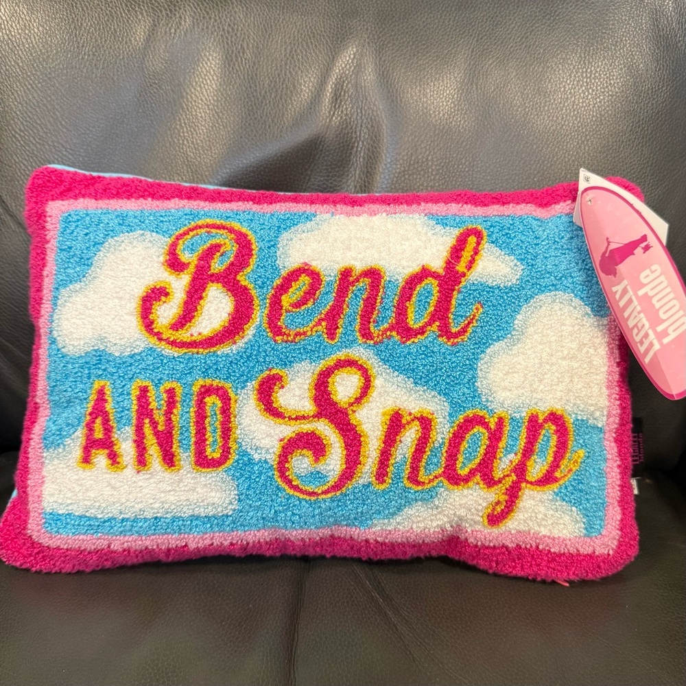 Legally Blonde Bend And Snap Throw  Pillow NWT New